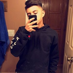 Meet your Posher, Brandon